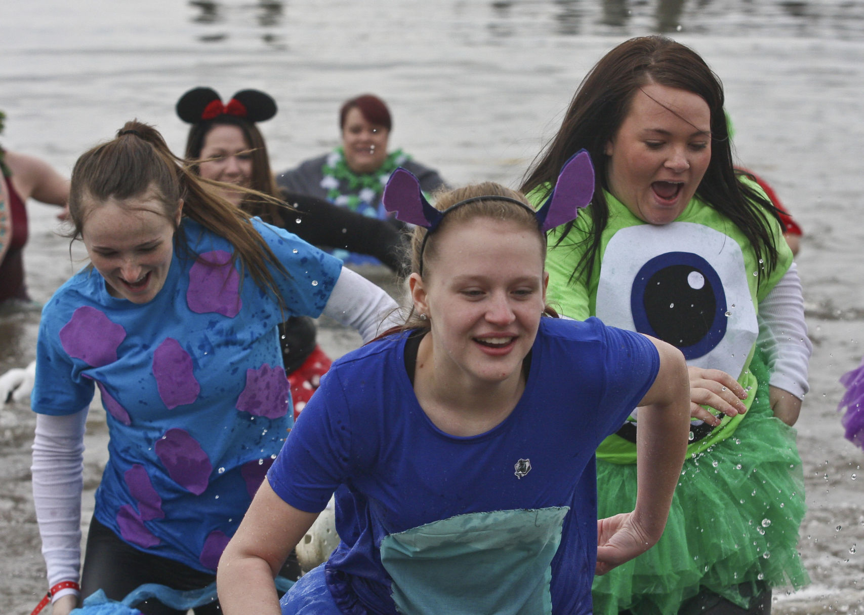 Polar Plunge 74 3.02.19.JPG